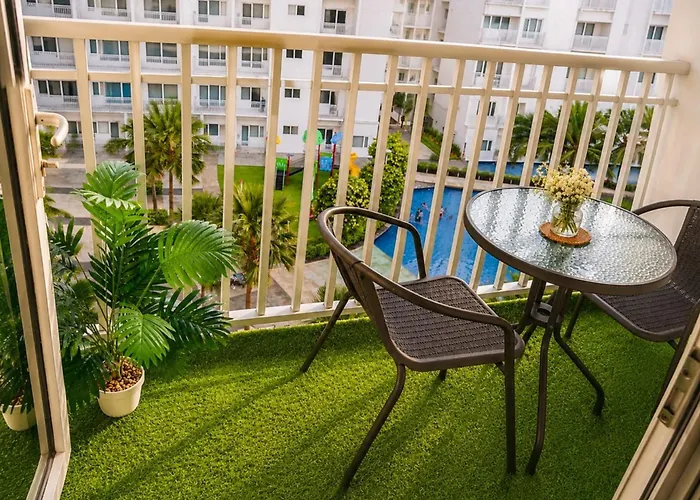 Stylish 1br Pool View With Netflix Shore Near Moa *