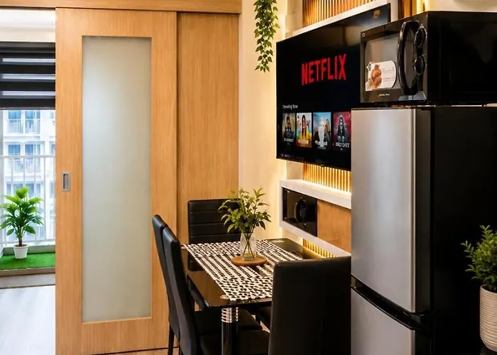 Stylish 1br Pool View With Netflix Shore Near Moa Apartamento *